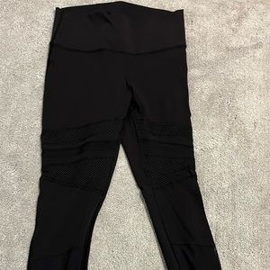 Lululemon Mesh Cut Out Leggings - Size 10